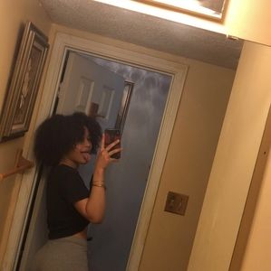 Meet your Posher, Maria